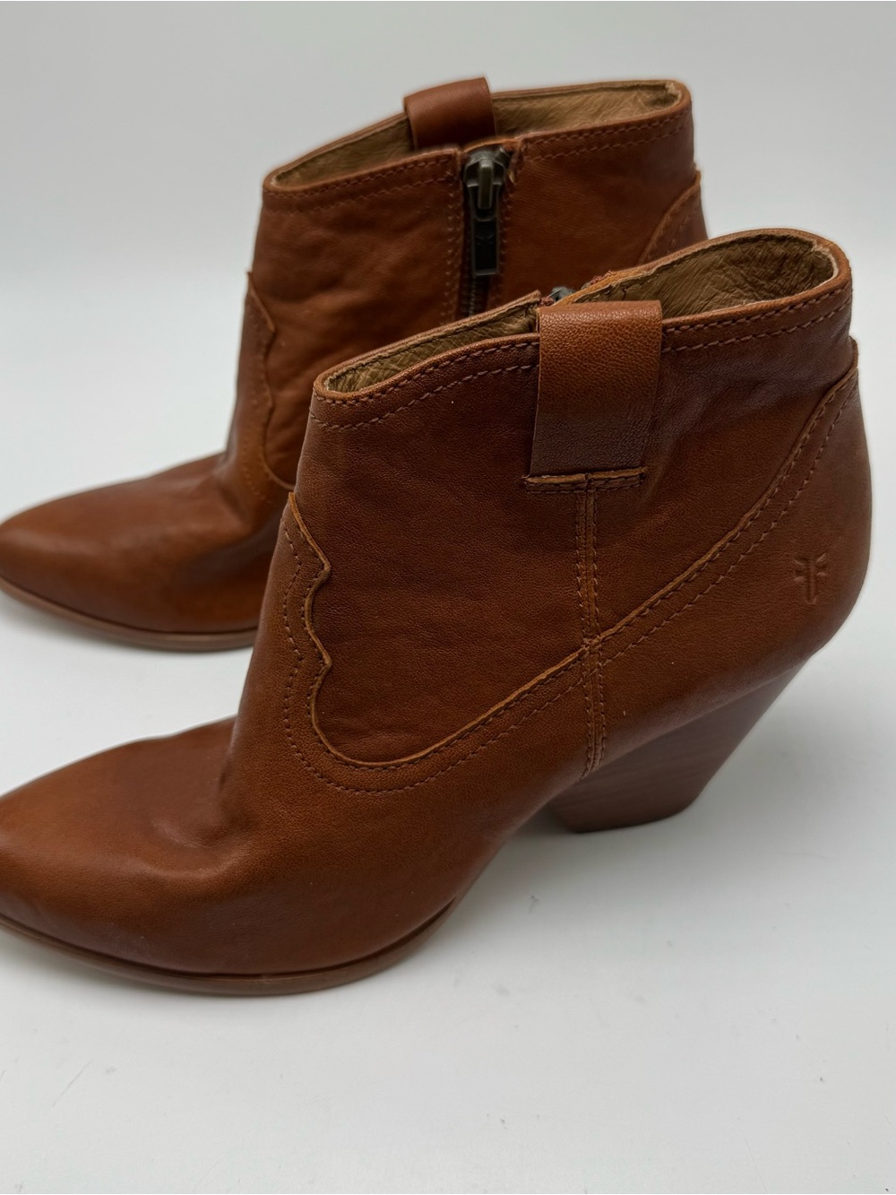 Frye Reina Cognac Leather Western Pointed Toe Ankle Booties Size 7M Boho Cowgirl - Picture 5 of 11